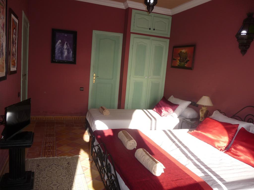Hotel L'Arganier Solitaire à Souira Guedima Extérieur photo