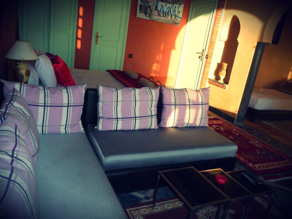Hotel L'Arganier Solitaire à Souira Guedima Extérieur photo