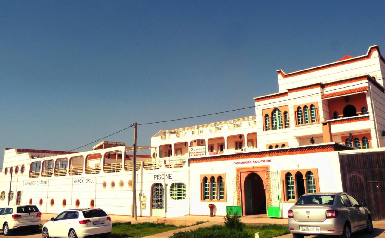 Hotel L'Arganier Solitaire à Souira Guedima Extérieur photo